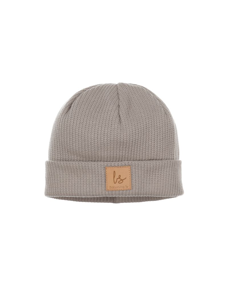 Subtly knitted beanie (light oak)