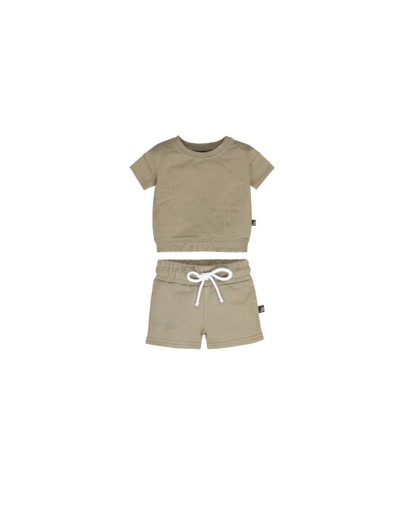 Outfit loose fit soft green